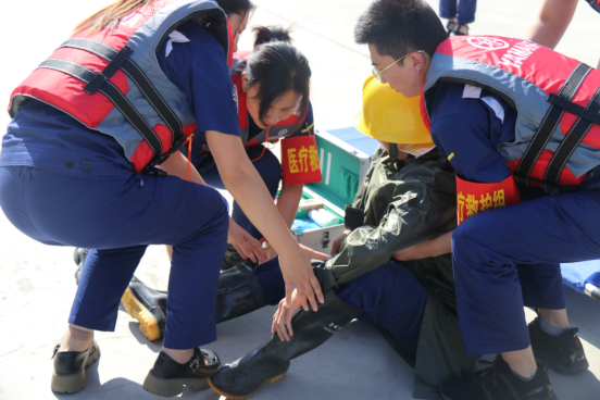 “以‘演’促防 以‘練’備戰(zhàn)”公司保稅區(qū)廠區(qū)開展2024年自然災(zāi)害（防臺風(fēng)、防汛）處置演練活動652.png